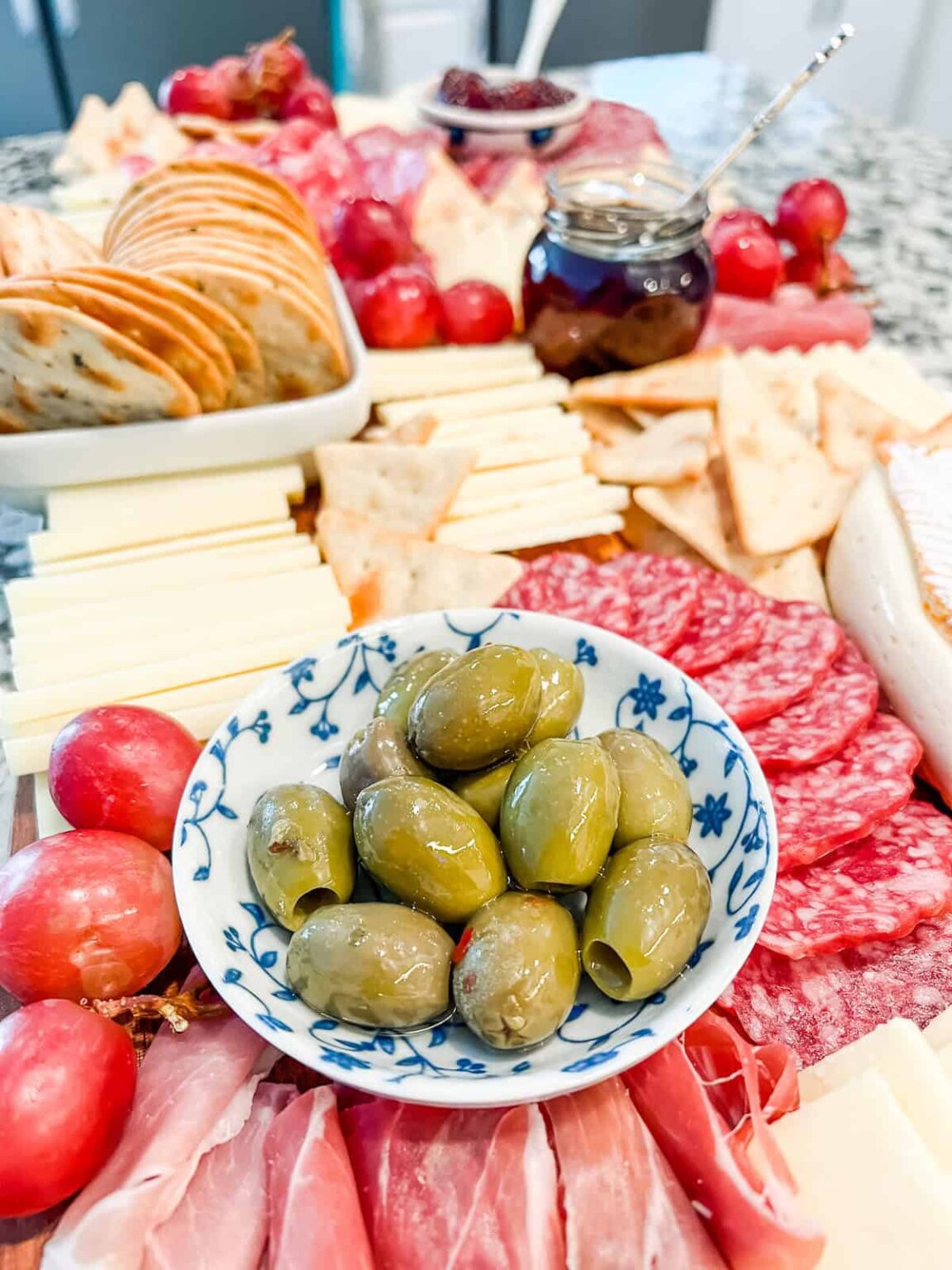 How to Have a Winery Picnic Like a Pro