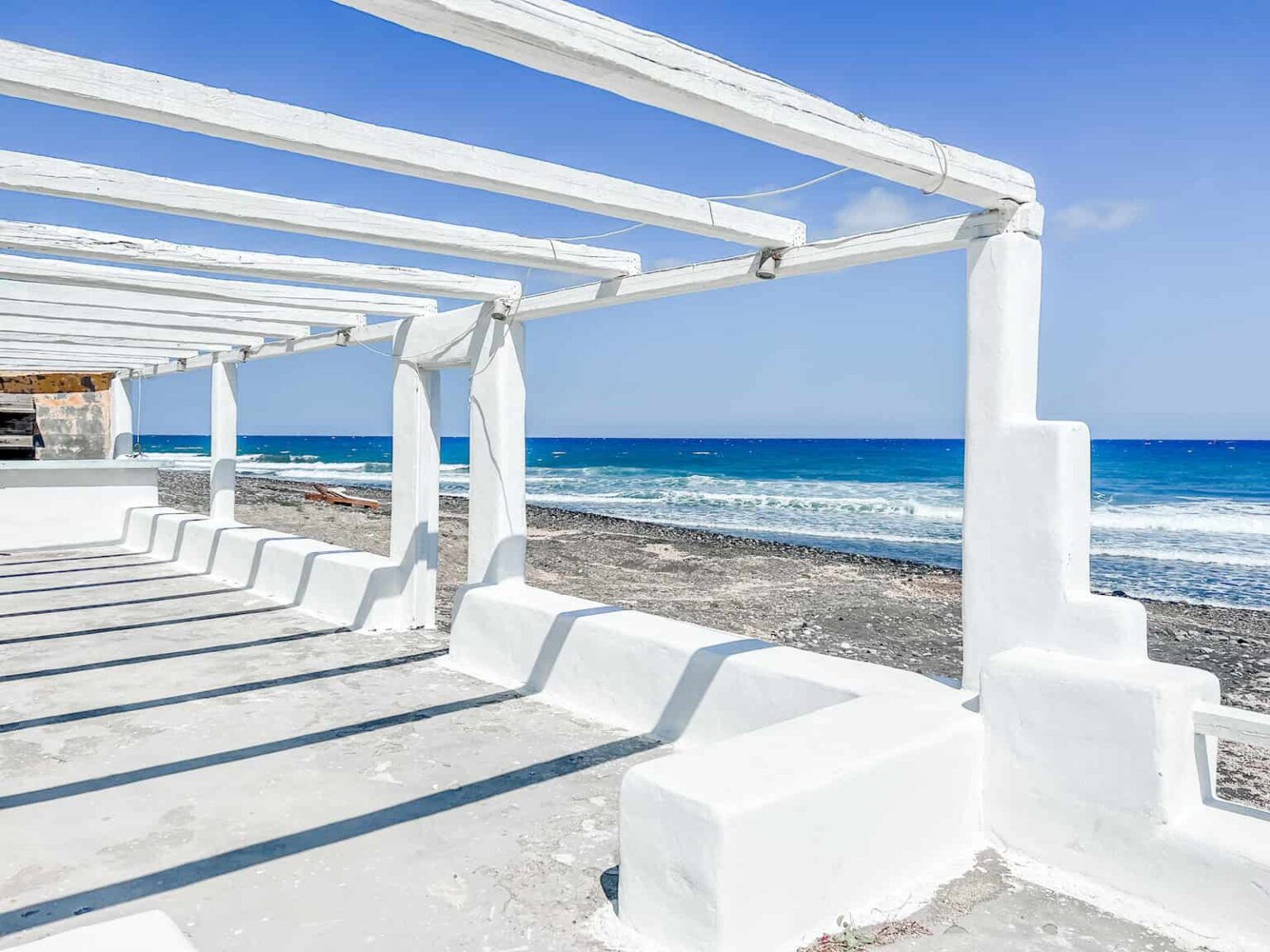 4 Best Santorini Wineries with Outstanding Wines