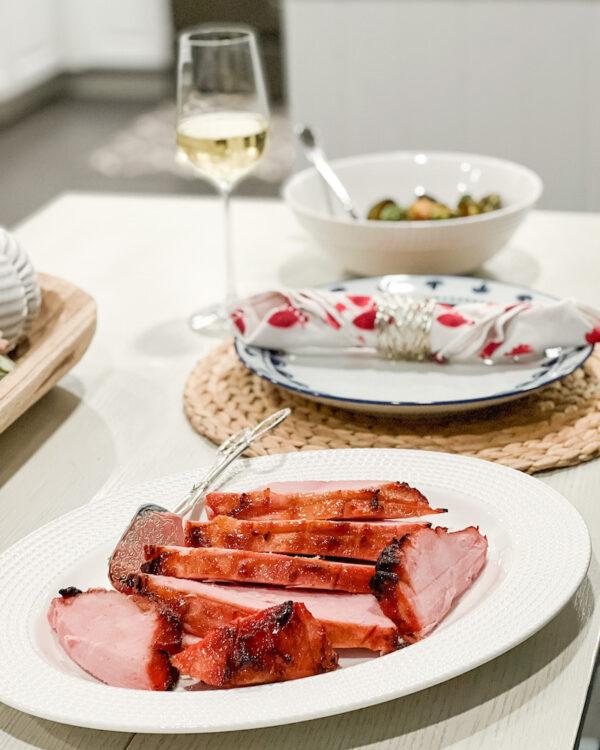 21 Easy Snacks with Wine (Perfect Pairings)
