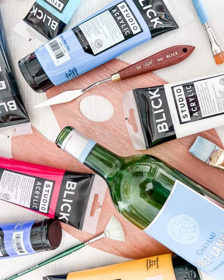 How to host a wine and painting party