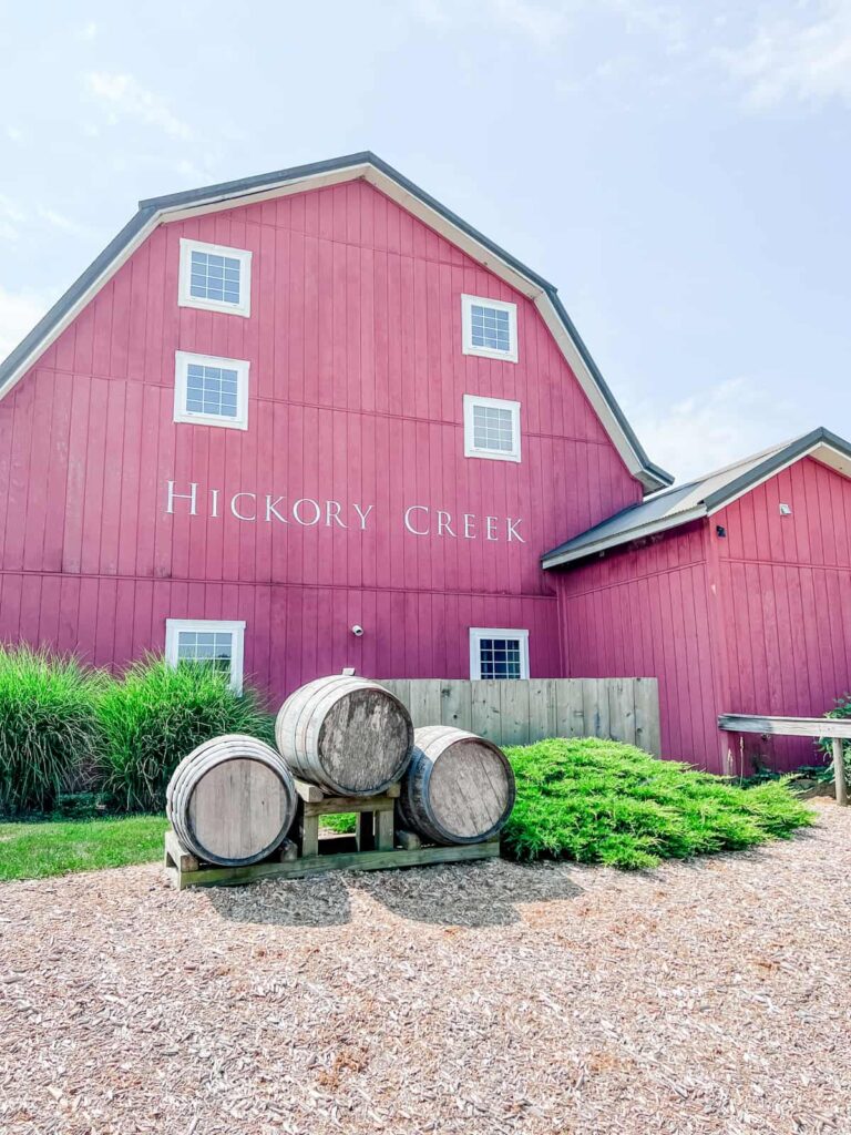 Hickory Creek Winery barn